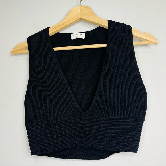 Aritzia Sculpt Knit Deep V Tank black size medium - Picture 2 of 6